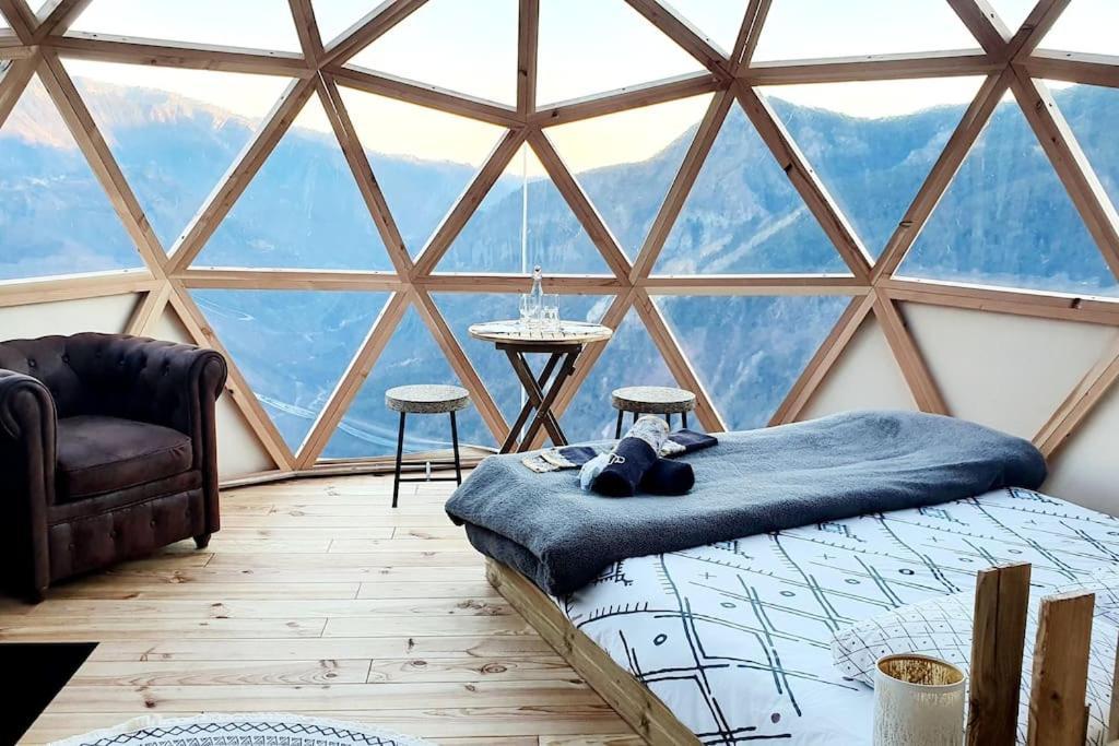 Les 3 Flocons Roure Hotell Exteriör bild